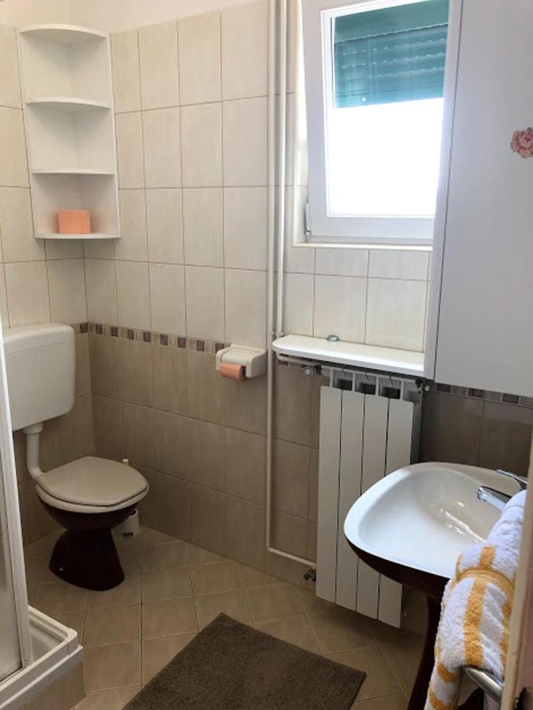 Apartments And Rooms By The Sea Barbat, Rab - 4973 Rab Town Extérieur photo